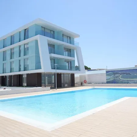 T3 Baia De Sao Martinho Apartment *