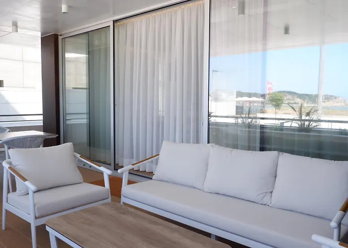 T3 Baia De Sao Martinho